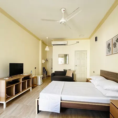 Three Hearts Guesthouse And Villas Fulhadhoo Room photo