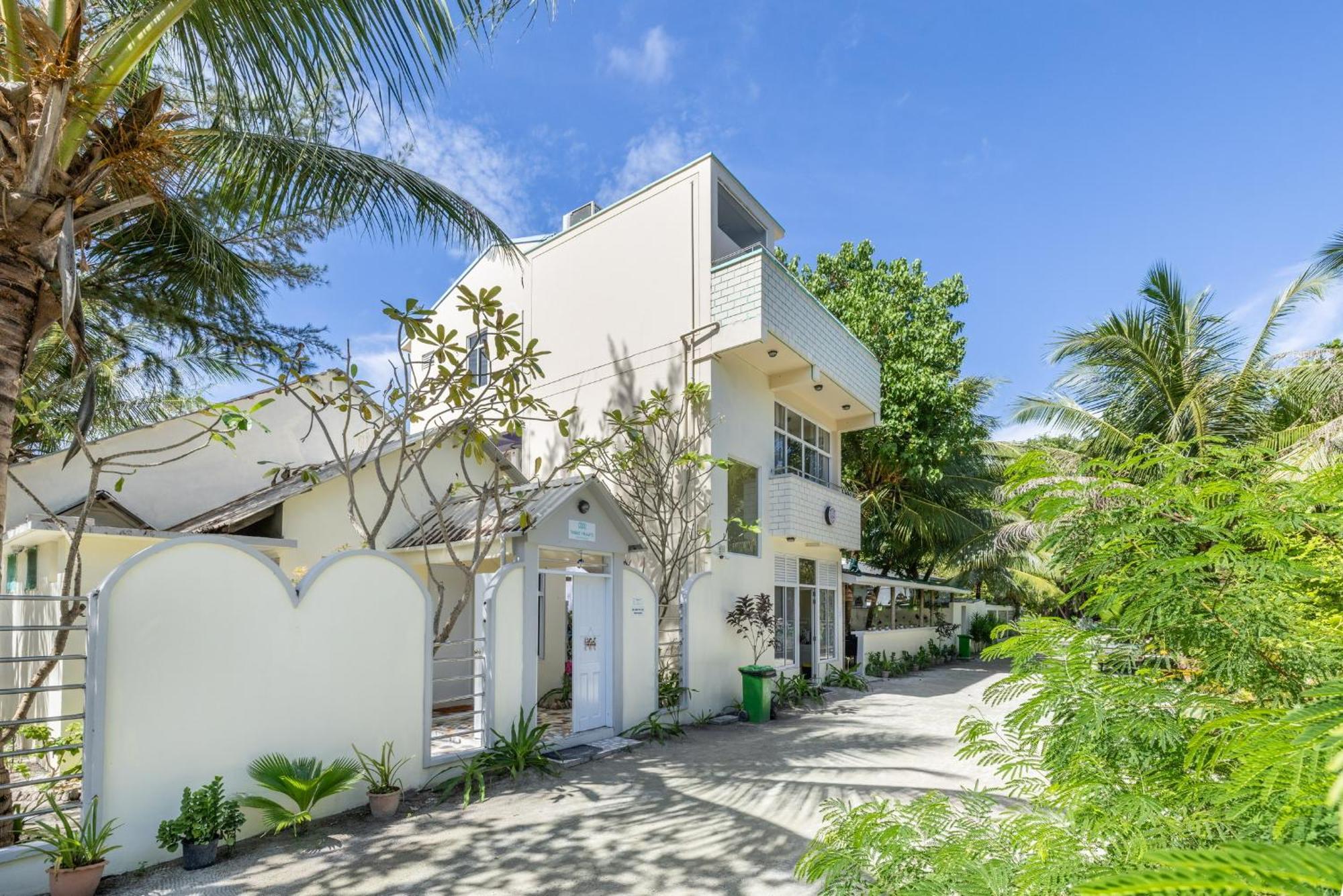 Three Hearts And Guest house 3*